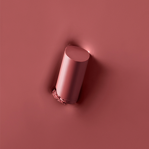 Texture rub of Mary Kay Supreme Hydrating Lipstick in shade Mauve Crush